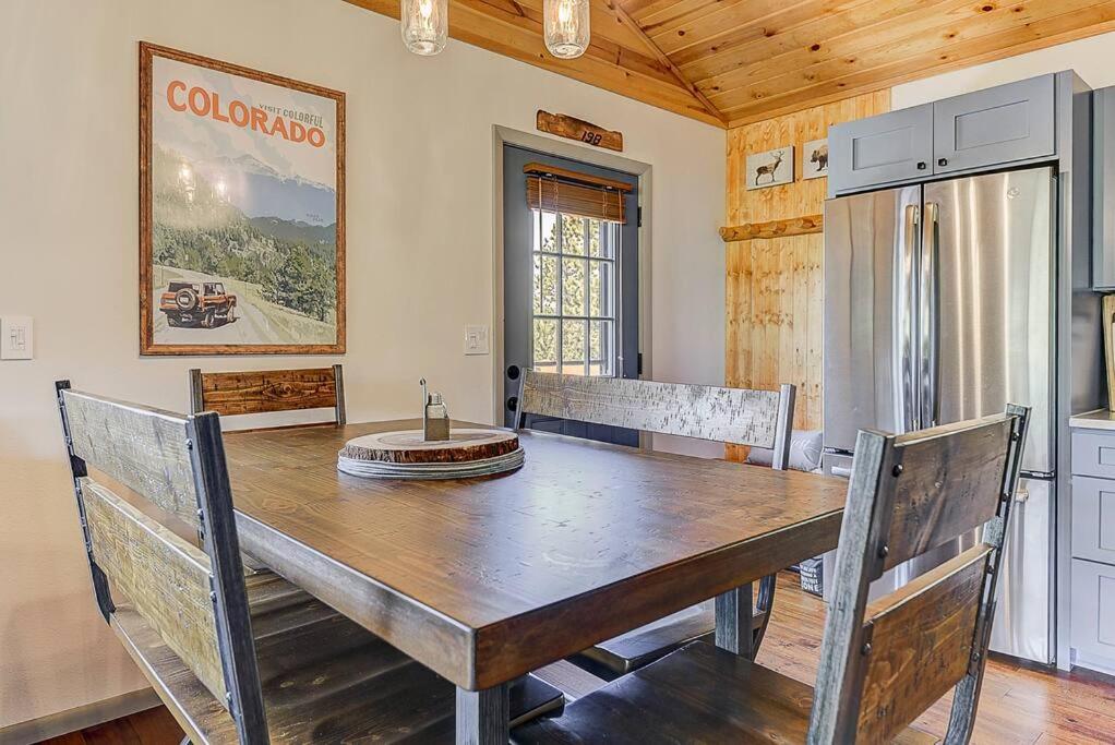 Monarch Landing, A Cozy Cabin W/360 Mountain Views كريبل كريك المظهر الخارجي الصورة